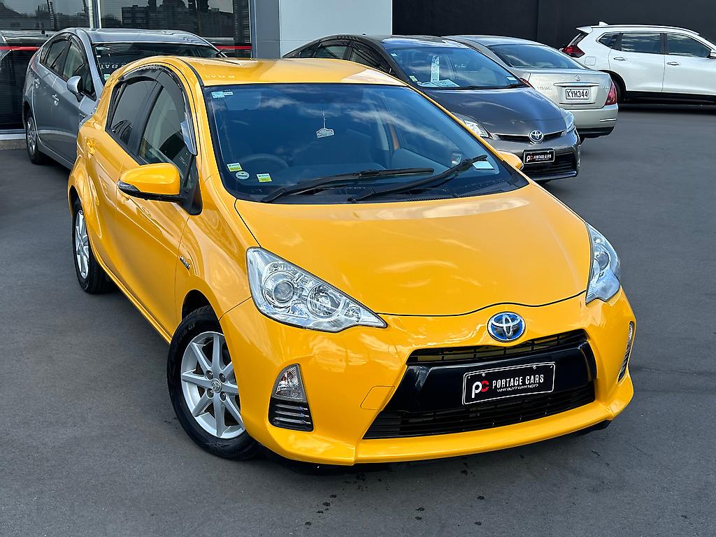 Shop Used Toyota Aqua stock 236582 2012 Enquire about our stock