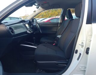 2017 Toyota Corolla Fielder Hybrid image 111480