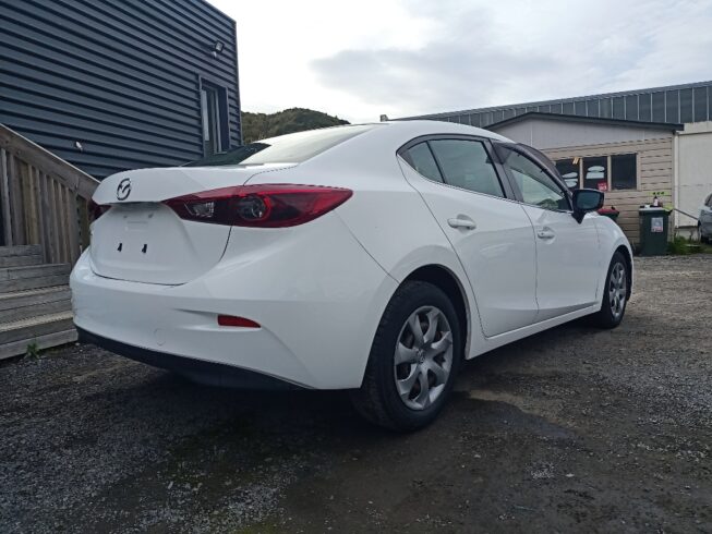 2015 Mazda Axela image 120737