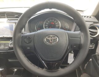 2013 Toyota Corolla Fielder image 122572