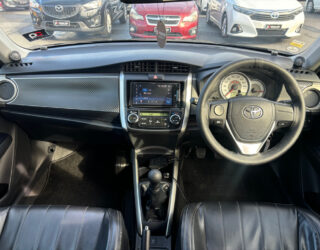 2013 Toyota Corolla Fielder image 164770