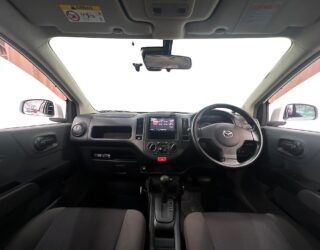 2018 Mazda Familia image 129410