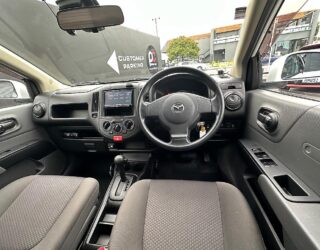 2018 Mazda Familia image 134624