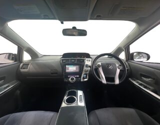 2012 Toyota Prius Alpha image 132824