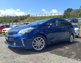 2011 Toyota Prius Alpha image 138532