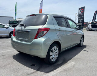 2013 Toyota Vitz image 192714