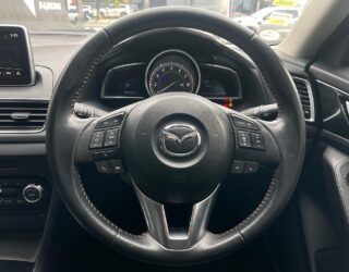 2015 Mazda Axela image 151444