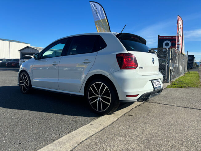 2015 Volkswagen Polo image 155625