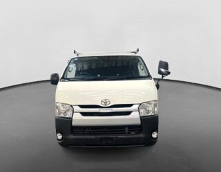 2019 Toyota Regiusace image 160106