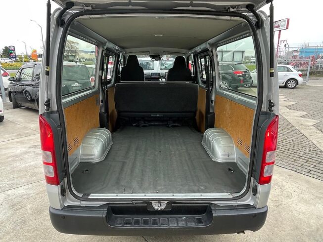 2018 Toyota Hiace image 158012