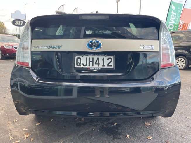 2014 Toyota Prius PHEV, LOW KM’S, TOP SPEC image 271920