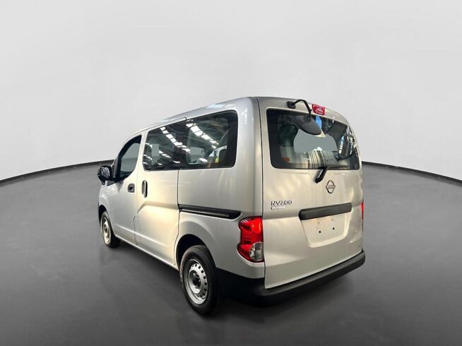 2021 Nissan Nv200 image 160801