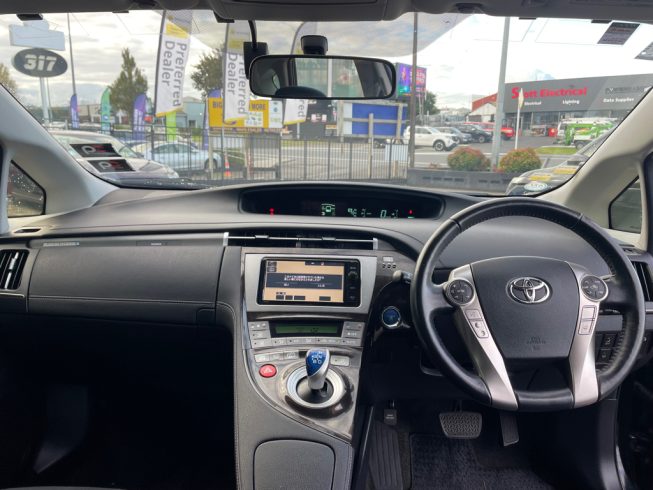 2014 Toyota Prius PHEV, LOW KM’S, TOP SPEC image 271926