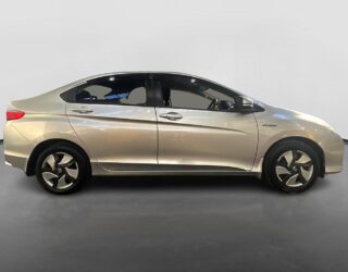 2015 Honda Grace image 160412