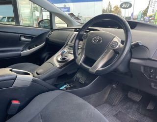 2014 Toyota Prius PHEV, LOW KM’S, TOP SPEC image 271924