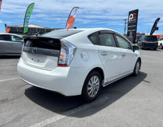 2015 Toyota Prius image 223077