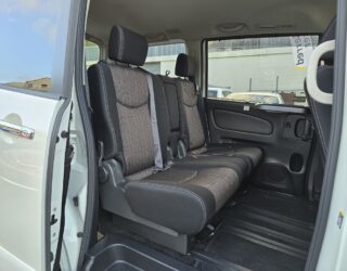 2015 Nissan Serena image 165431