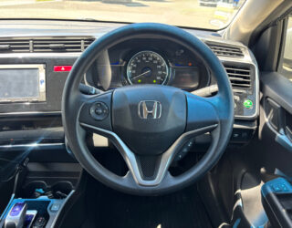 2015 Honda Grace image 184828