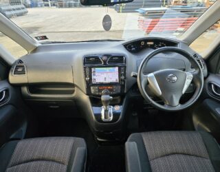 2015 Nissan Serena image 165434