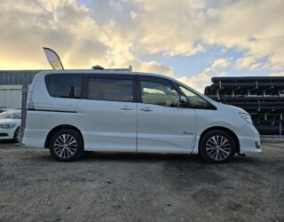 2015 Nissan Serena image 165427