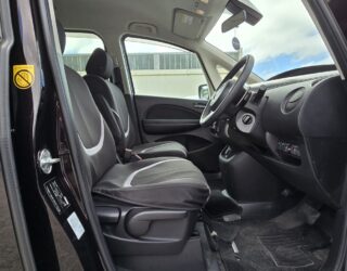 2015 Mazda Biante image 182300