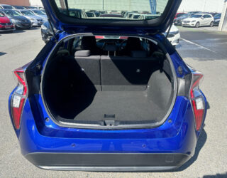 2018 Toyota Prius image 170038