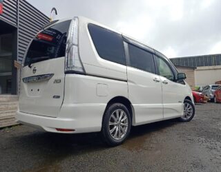 2014 Nissan Serena image 166762