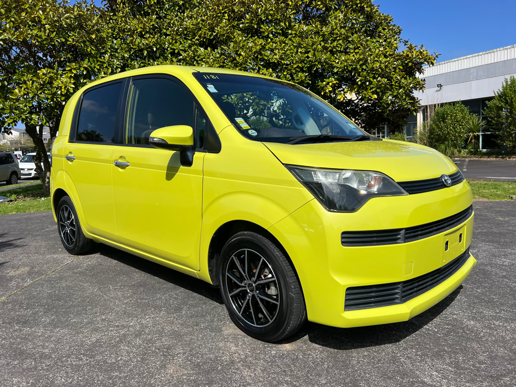 Shop Used Toyota Spade stock 239523 2013 Enquire about our stock