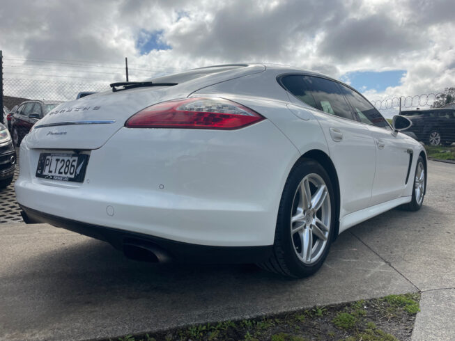 2012 Porsche Panamera DIESEL V6 includes mechanical warranty image 300947