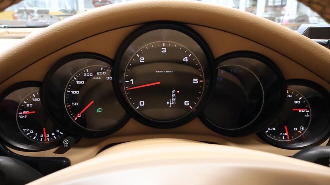 2012 Porsche Panamera DIESEL V6 includes mechanical warranty image 319010