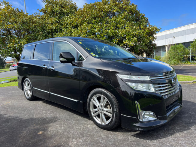 2013 Nissan Elgrand image 170115