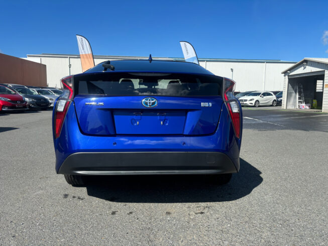 2018 Toyota Prius image 170032