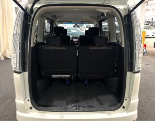 2014 Nissan Serena image 166537