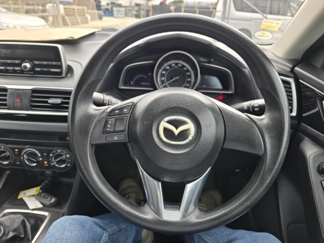 2016 Mazda Axela image 176020