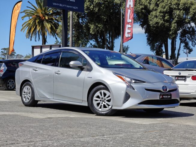 2017 Toyota Prius image 174546