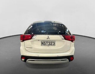 2021 Mitsubishi Outlander image 174900