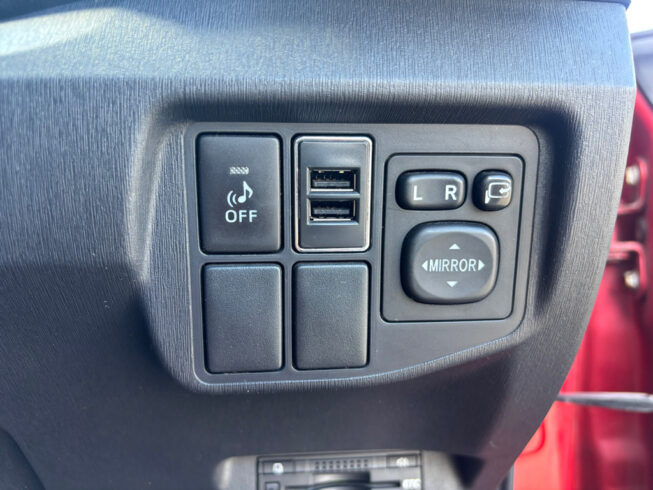 2012 Toyota Prius image 223052