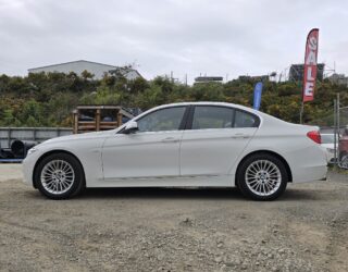 2012 Bmw 320i image 176575