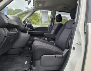 2012 Nissan Serena image 182141