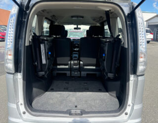 2012 Nissan Serena image 182028