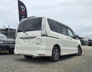 2014 Nissan Serena image 191313