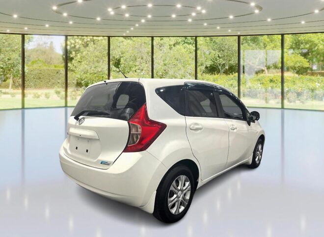 2014 Nissan Note image 183011