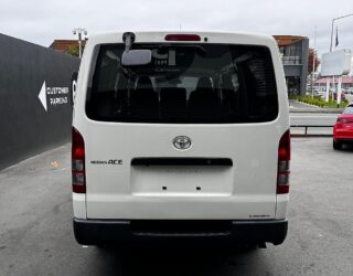 2018 Toyota Hiace image 180702