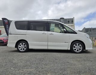 2012 Nissan Serena image 182138