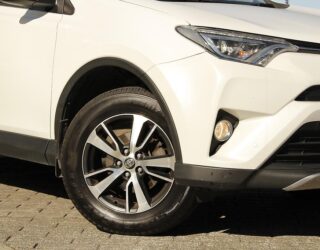 2018 Toyota Rav4 image 182198