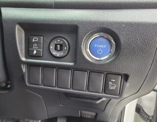 2014 Toyota Sai image 183485