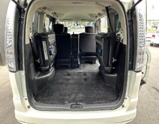 2012 Nissan Serena image 180405