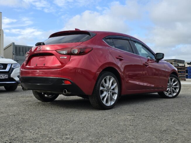 2015 Mazda Axela image 182174