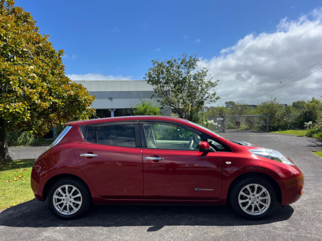 2013 Nissan Leaf image 185330