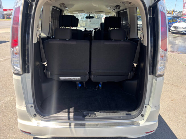 2012 Nissan Serena image 184869